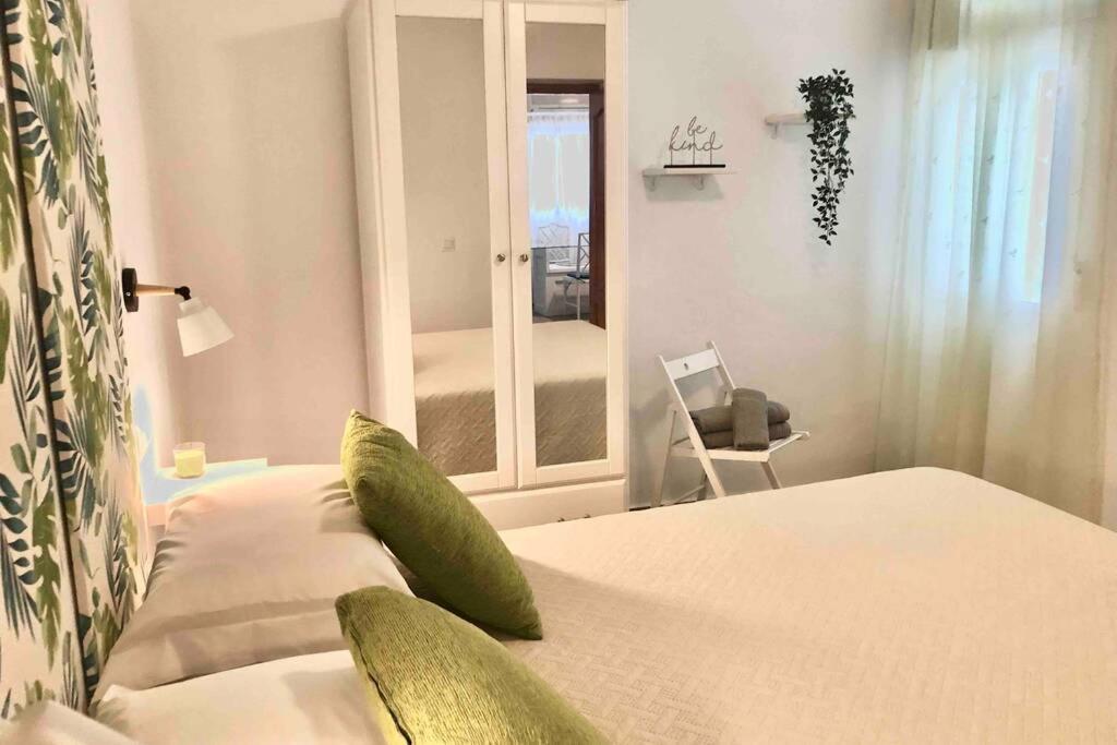 Centrico Apartamento Con Terraza Y Wifi Ronda Exterior foto